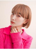 ミディアムヘア/斜めバング/グレージュカラー/新宿駅