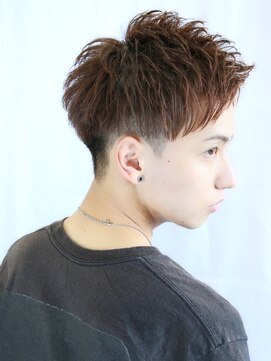 クロト 福岡本店(KUROT) ツーブロック刈り上げビジネス短髪束感黒髪アップバング