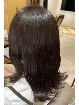 ライツ 富士店(ReiZ) ブラウン系カラー　外ハネスタイル