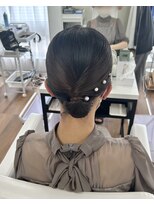 オウン(AUN)&nbsp;タイトシニヨン