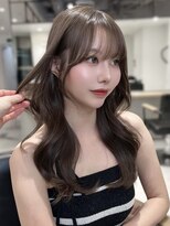 くびれヘア韓国顔まわりカット ロングレイヤー ミルクグレージュ