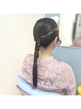 カリーノ(carino) ローポニーテール