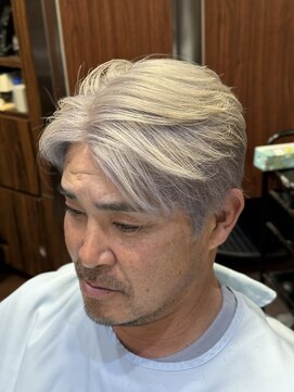 ヒロギンザ 新橋銀座口店(HIRO GINZA) ハイトーンアッシュグレー