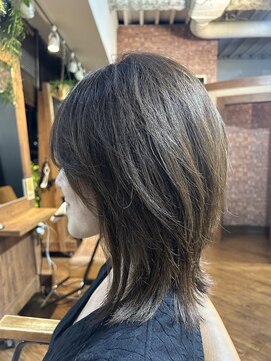 スリル ヘア アンド ネイル デザイン 恵比寿店(sulir hair and nail design) 大人レイヤーナチュラルウルフひし形ウルフ前髪あり30代40代50代