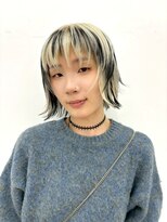 クク(QUQU)&nbsp;コントラスト　ボブ　外はね　ローライト