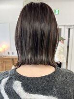 ノード(NODE)&nbsp;栄ハイライト透明感切りっぱなしボブ