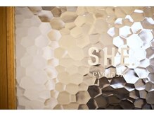 シー(SHE.osu)の雰囲気（マツエクサロン併設♪同日施術◎矢場町/眉毛カット/前髪カット）