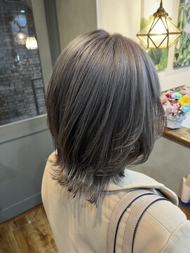 スピラ(SPiRA) シルバーアッシュカラー