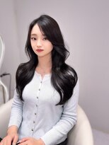 エクララ(eclala)&nbsp;品のある大人くびれレイヤー☆