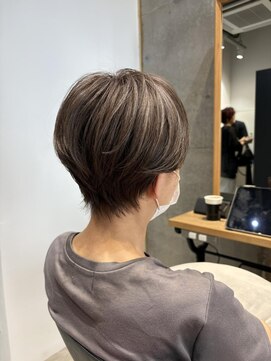 アルトル 池袋2nd(altru) ◇大人40代50代60代ショートボブ丸みショート白髪ぼかし