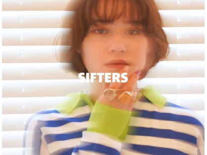 シフターズ(SIFTERS)の写真