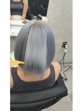 ジル バイ ジゼル 博多店(JILL by GiseL) シルバーアッシュ