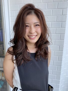 ポノ(pono) 柔らかなピンク色で愛されヘアに!