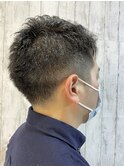 背中で語るメンズカット