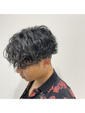 カフネ(KAHUNE) 波打ちパーマ