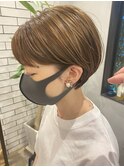 コンパクトショート 極細ハイライト 耳掛けアレンジ スッキリ