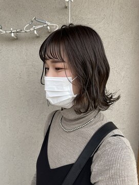 パルムヘアー(Palm hair) グレージュ×シルバーインナーカラー