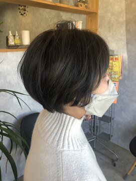 エン(enn) 大人ショートボブ