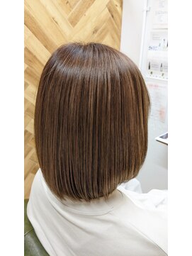 グラッソ ヘアーアンドアイ(Grasso) 美革酸性ストレートと髪質改善メテオ