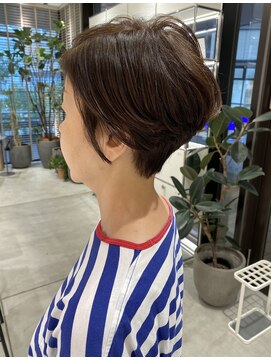 ステアケース 武蔵小杉店(stair:case) 大人くびれショート/ひし形ショート/白髪ぼかし30代40代50代