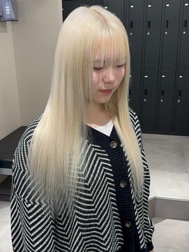 ベレーザ 渋谷(BELEZA) 11386髪質改善シルバーアッシュホワイトブロンド艶髪ストレート