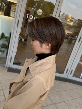 トッカ ヘアアンドトリートメント 難波店 透明感ベージュのクールショートカット★