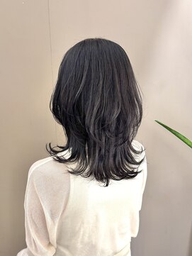 バランシア(BALANSIA) ミディアムレイヤー