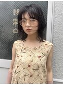 20代30代大人可愛いミディアムウルフくせ毛風パーマグレージュ