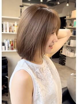 ディーエックス スリー(Dxxxx III) グレージュボブ 韓国風