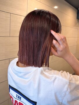 ジアン テラス(GIEN TERRASSE) 切りっぱなしボブ/酸性ストレート/ピンクカラー@重里