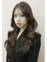 クム(kumu)&nbsp;20代30代◎小顔レイヤーロングくびれヘア韓国風