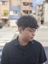 カットハウス ティーズ CUTHOUSE T's 【ビジネスマンの方にも人気◎】黒髪×スペインカール