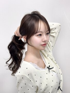 ウキ(uki) 韓国ヘアナチュラルレイヤーカット　透明感グレージュ