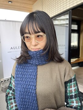 オーレント(AULENT) ミディアムレイヤーボブ ウルフボブ 顔まわり 外はねボブ