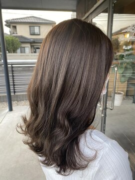 ヘアーデザイン ディードット(Hair design D.) ナチュラルハイライト