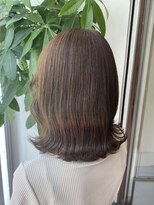 アン(Hair make un)&nbsp;カーキベージュ