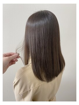 シロ(SHIRO) 【SHIRO】ミディアムスタイル☆