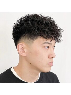 メゾンフォーメン(Maison for men) 波巻きハイライトアップバングツーブロックマッシュ