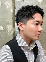 アカ(ACA)&nbsp;メンズマッシュパーマ波巻きツイストスパイラルパーマ札幌大通