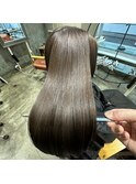 梅雨前におすすめ！美髪矯正で艶髪に！