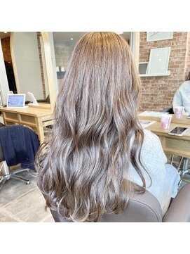 ノア(Noa) フォギーベージュ