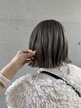 アチーブ ヘア デザイン(achieve hair design) ぱつっとボブスタイル♪カーキベージュ