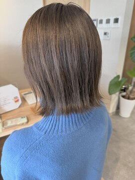 カナリーバイマカロア(CANARY by Makaloa) 切りっぱなしボブ 20代30代40代