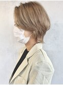 ハイトーンベージュ