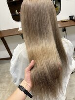 ルイ(ROUIS produced by LUCK 津田沼) ROUIS 津田沼 ブリーチ2回 抜きっぱなし