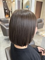 アイボリードット(ivory.)&nbsp;オリーブグレージュ／寒色カラー