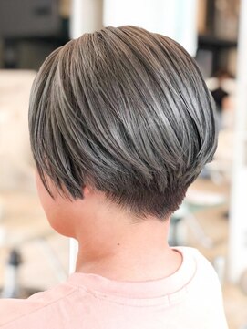 ミーティア バイ クアトロ(Meteor By QUATRO) ハンサムショート 戸塚立場 中田駅 立場駅