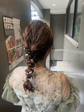 プランツヘアー 編みおろしヘア