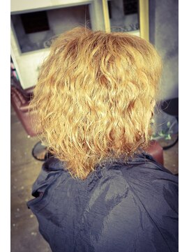 トカゲ ヘアー(TOKAGE HAIR) パーマ