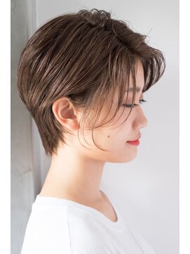 ヘアサロン ガリカ 表参道(hair salon Gallica) 大人可愛い 小顔 前下がりショートボブ